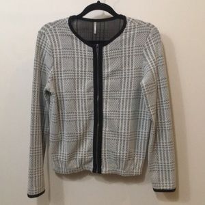 Light weight knit zip sweater